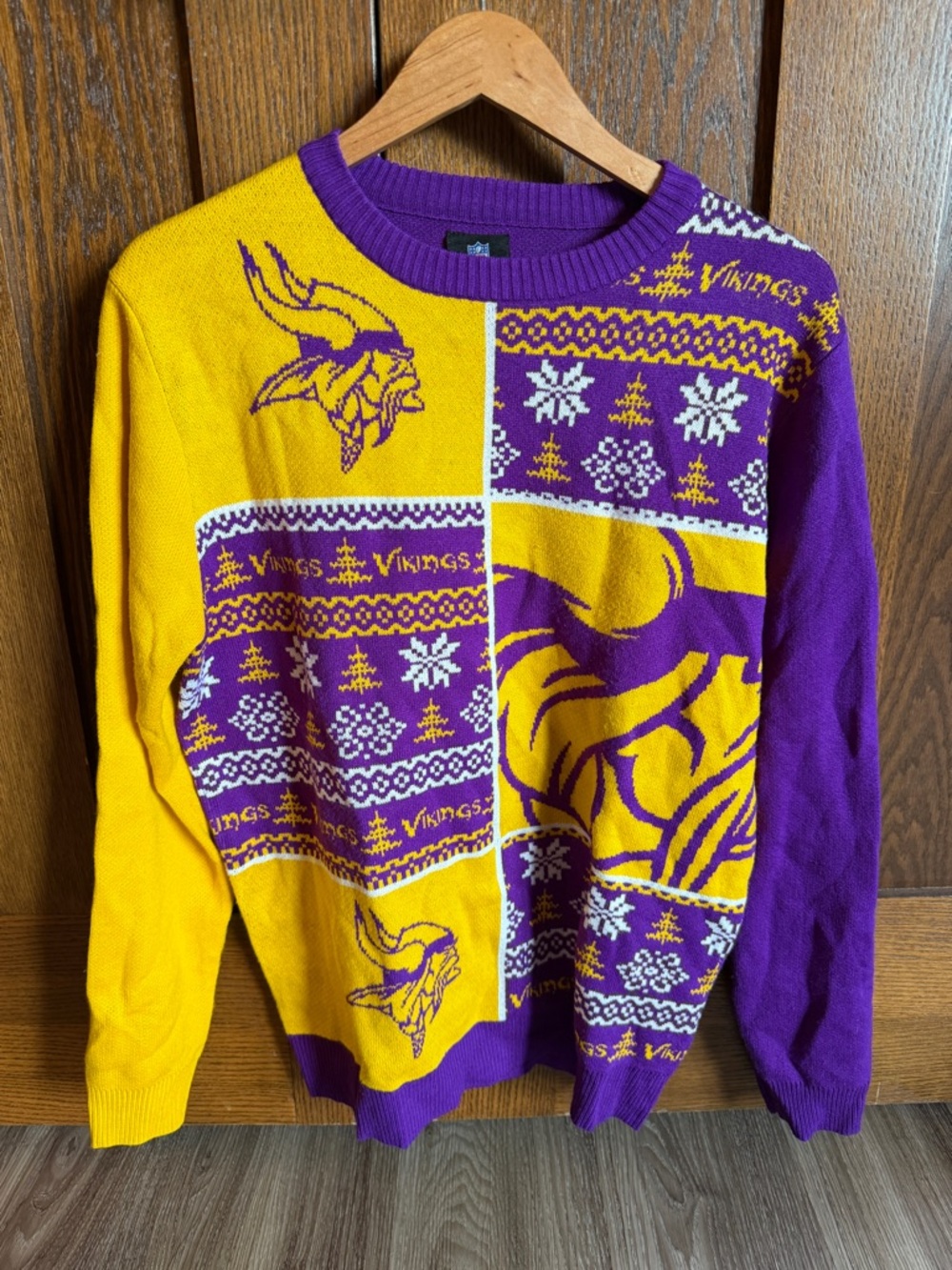 NFL Minnesota Vikings Crewneck Sweater in Purple and Gold